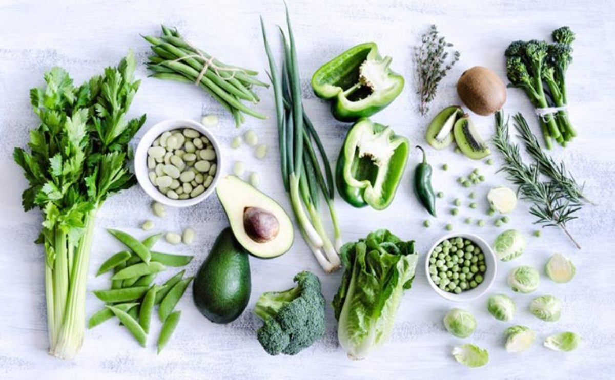 Beneficios de seguir una dieta rica en verduras verdes